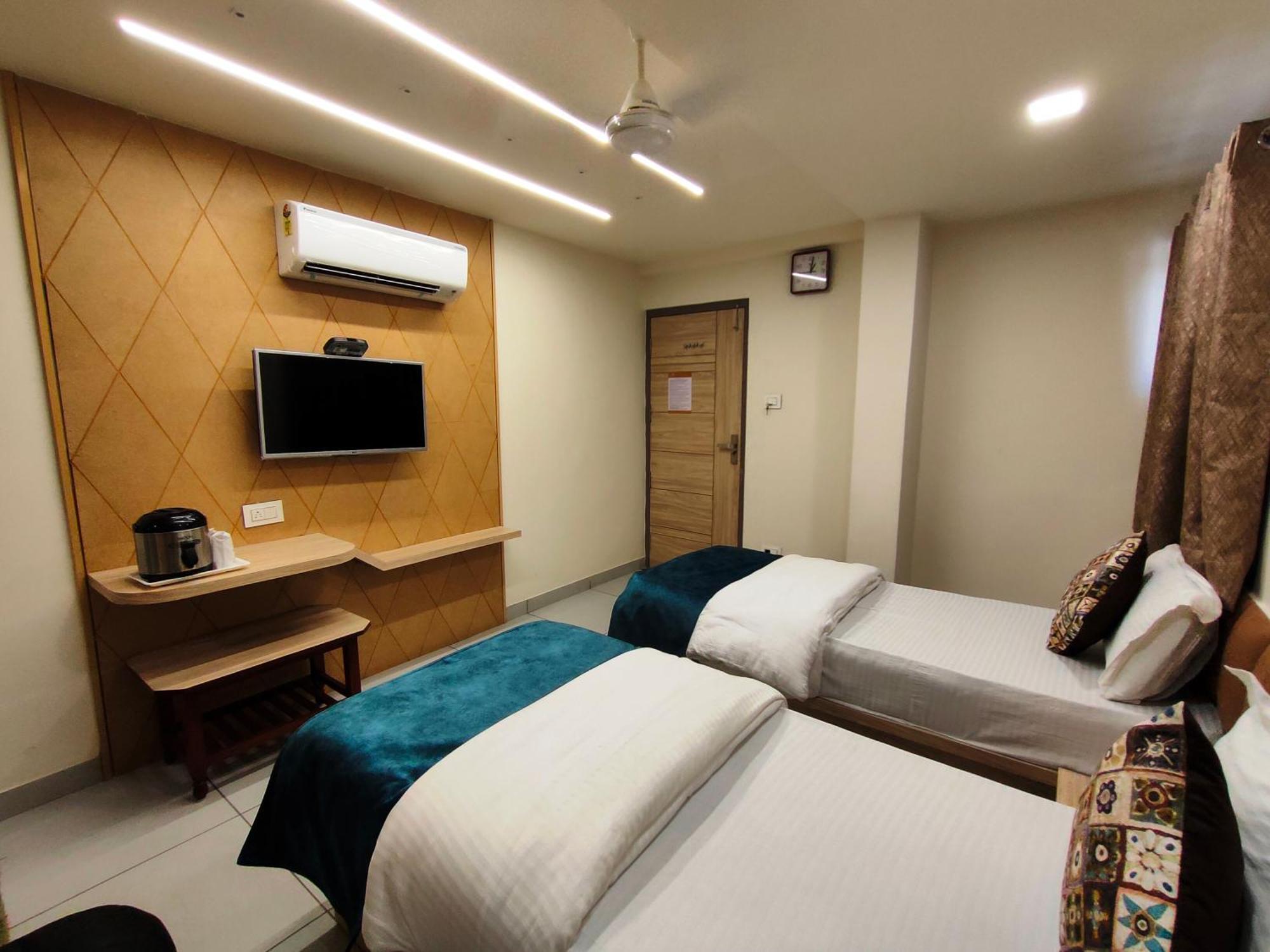 Hotel Kinara Ahmedabad Ngoại thất bức ảnh